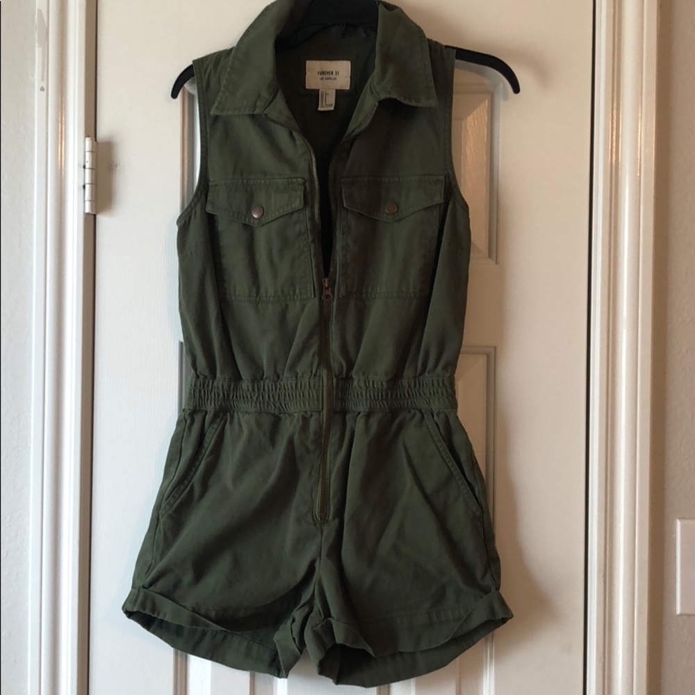 Shorts romper/jumpsuit